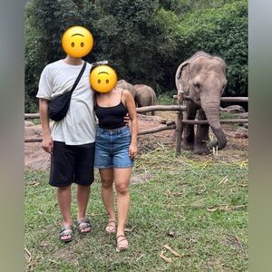 Z1975 HIGH-WAISTED MOM FIT SHORTS in blue